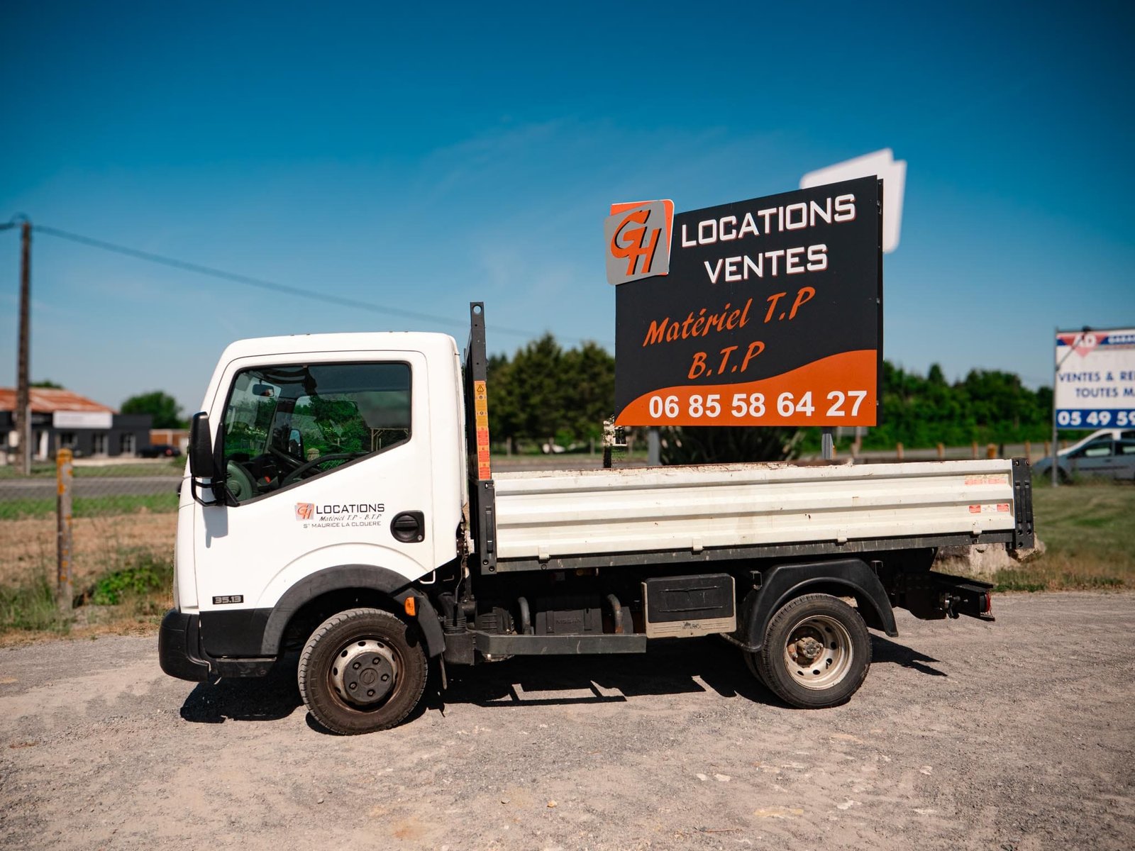 Camion Nissan Cabstar